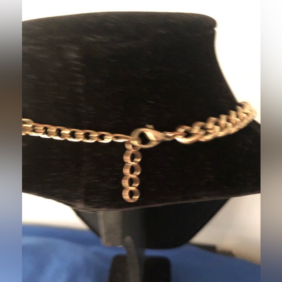 Vintaged Statement Necklace Enamel Flowers Gold tone Cuban chunky chain - Picture 11 of 12